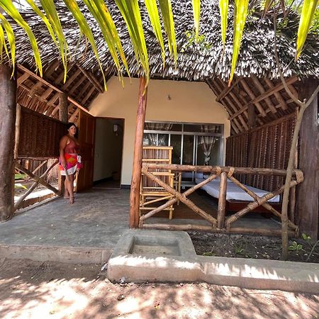 Ushongo Beach Bandas Pangani 外观 照片